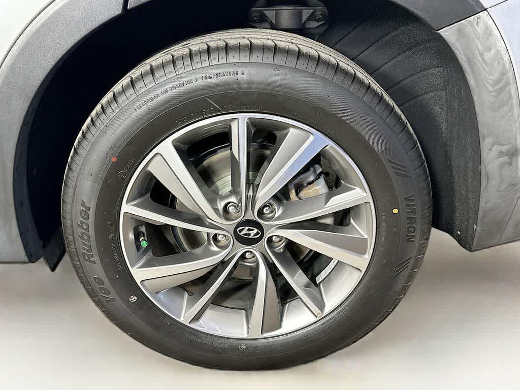 used 2020 Hyundai Santa Fe car, priced at $18,330