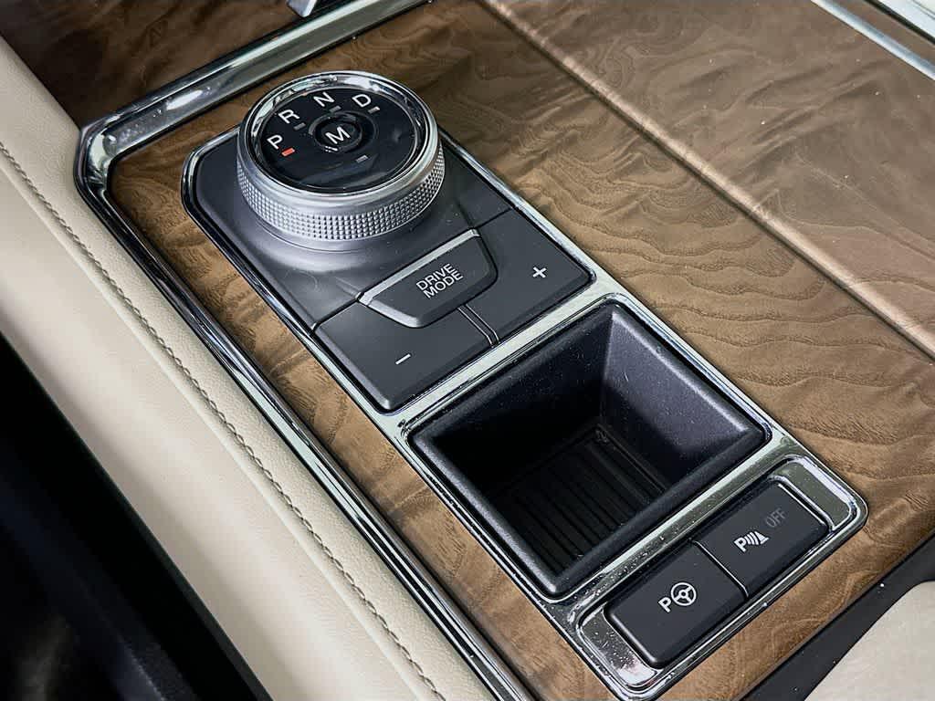 used 2018 Ford Expedition car, priced at $28,631