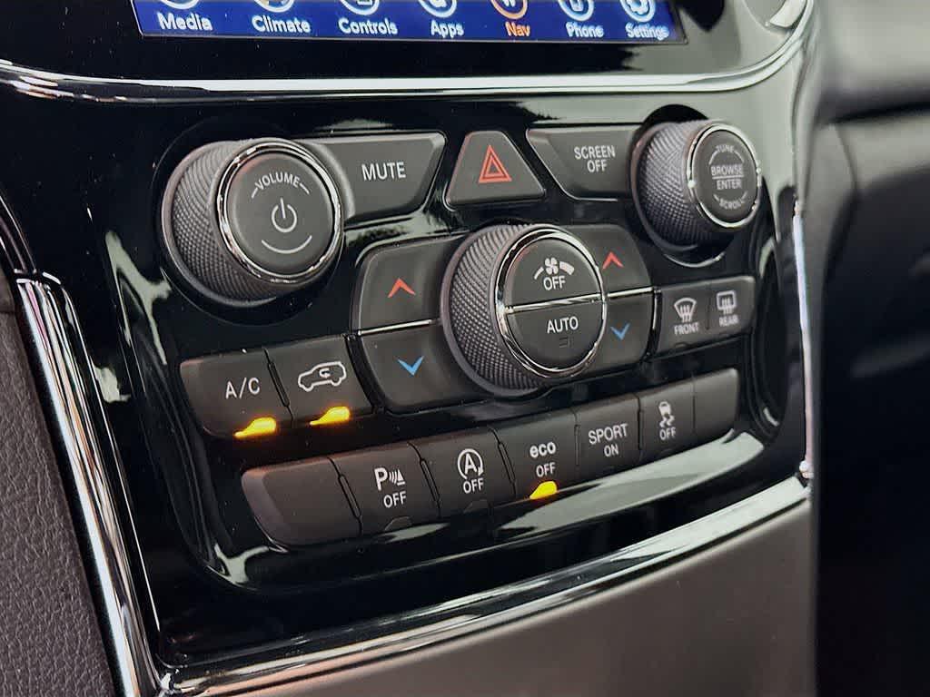 used 2020 Jeep Grand Cherokee car, priced at $23,774