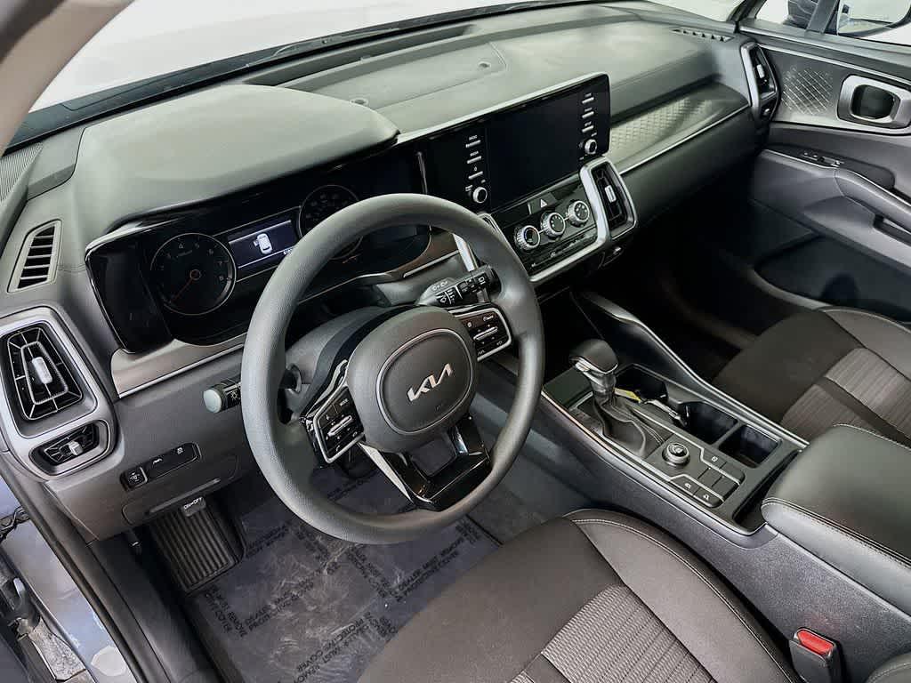 used 2023 Kia Sorento car, priced at $18,242