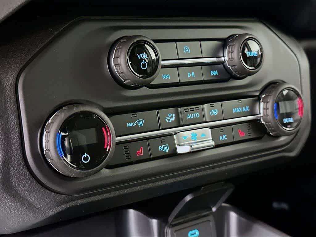 new 2025 Ford Bronco car, priced at $41,612