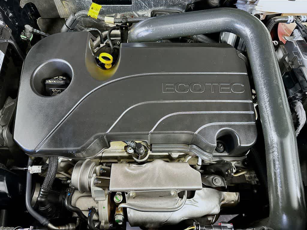 used 2024 Chevrolet Equinox car, priced at $21,913