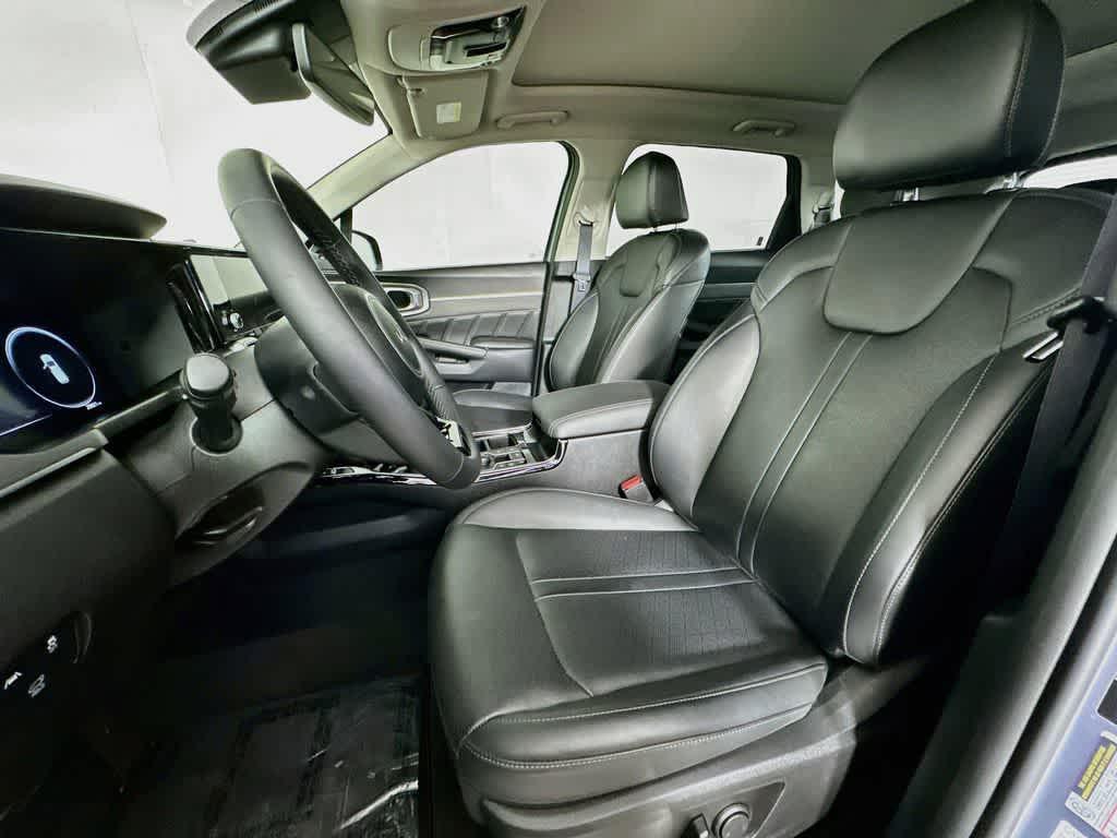 used 2023 Kia Sorento car, priced at $29,329