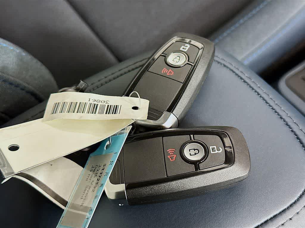 new 2025 Ford Maverick car, priced at $25,095