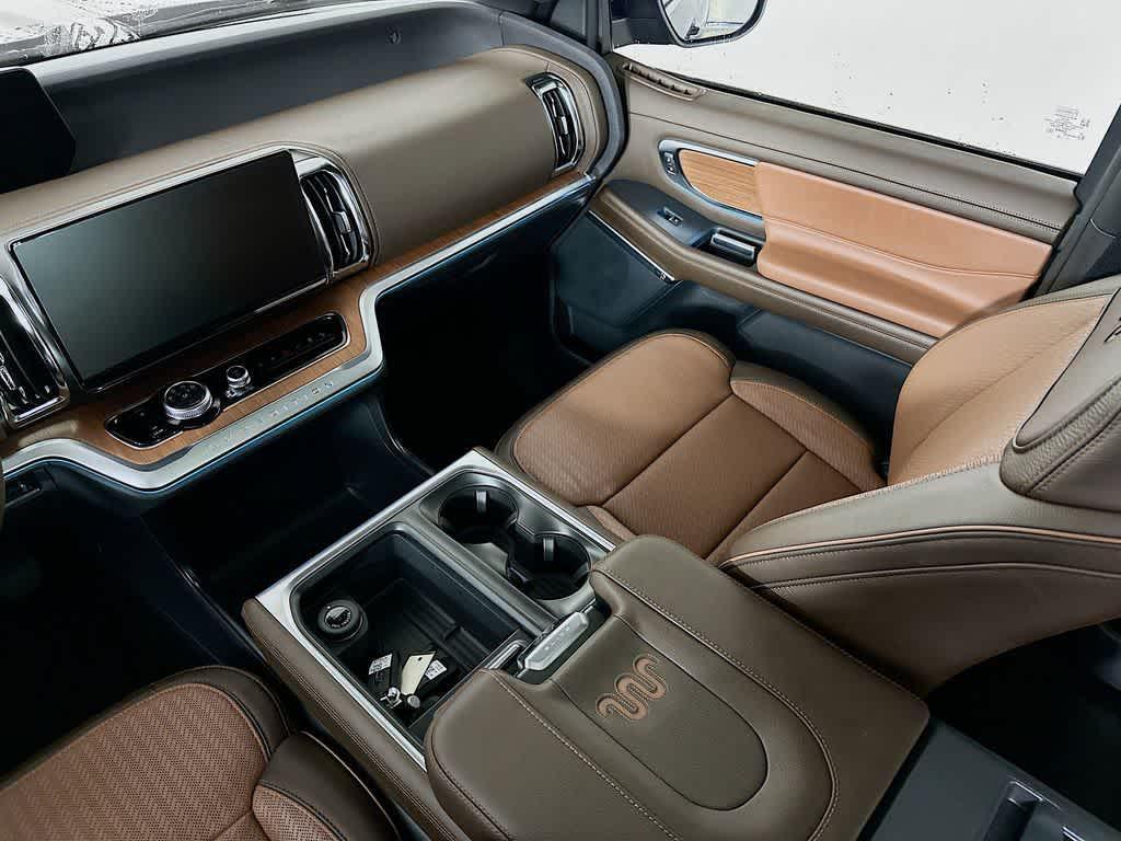 new 2026 Ford Expedition car, priced at $87,155