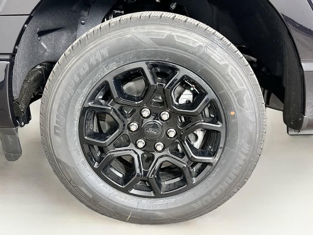 new 2025 Ford F-150 car, priced at $43,374