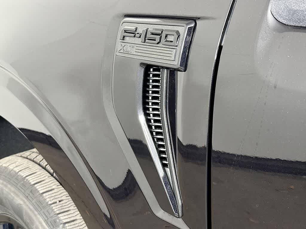 new 2025 Ford F-150 car, priced at $43,374