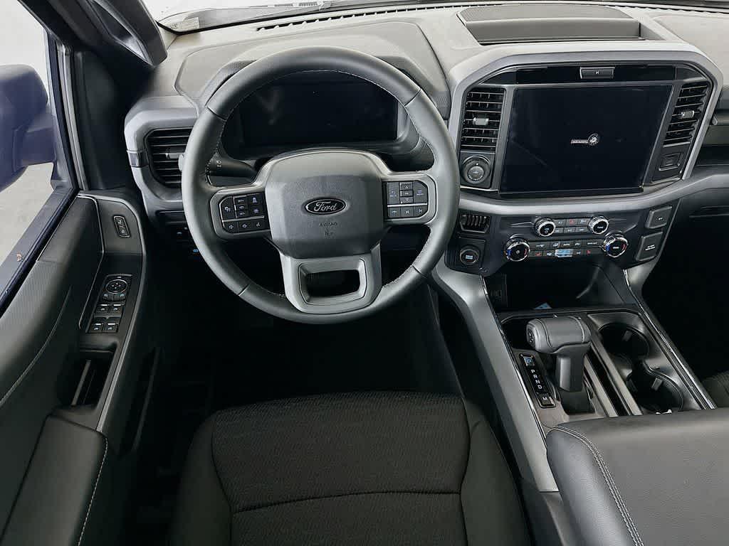 new 2025 Ford F-150 car, priced at $43,374