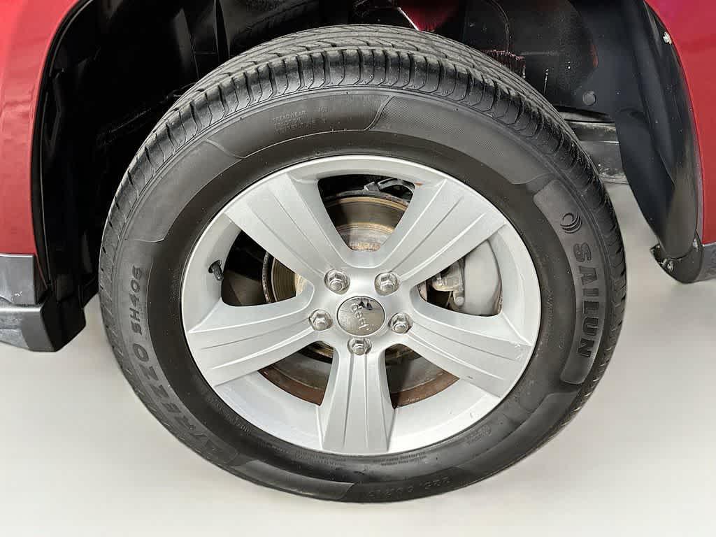 used 2016 Jeep Compass car, priced at $5,942