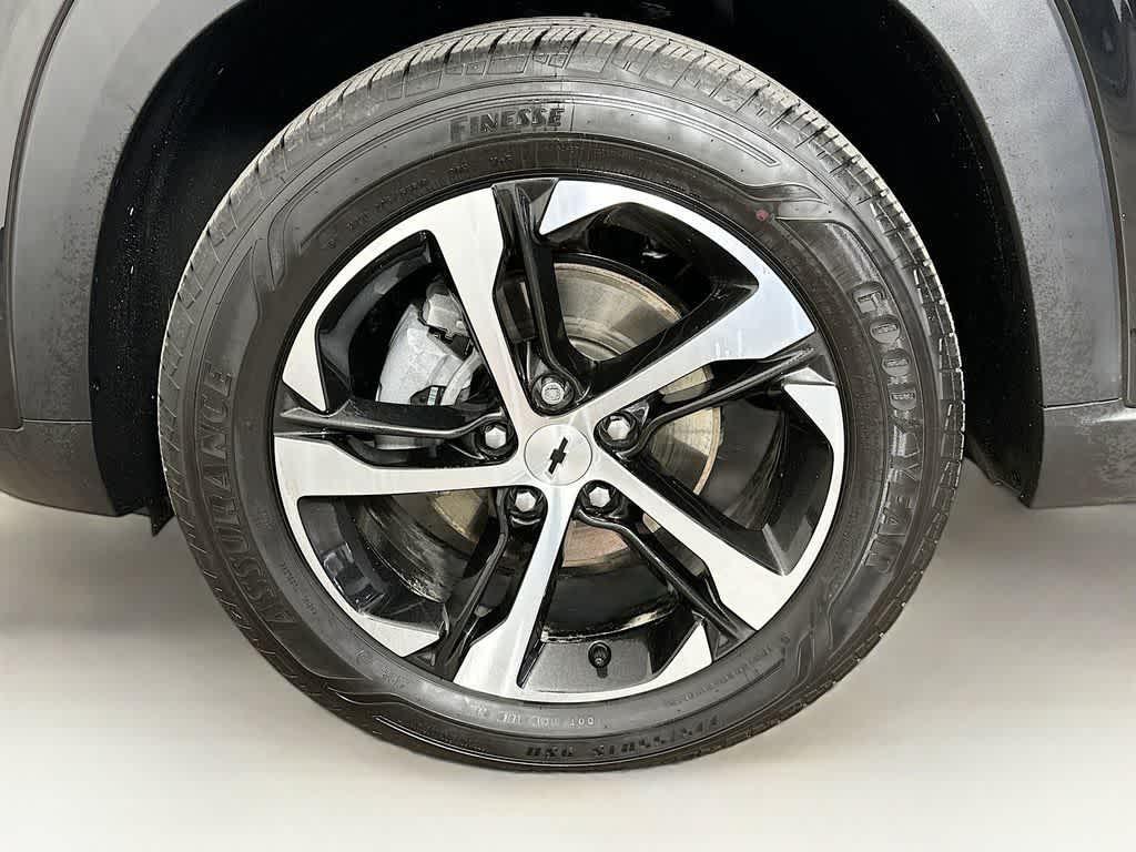 used 2024 Chevrolet Trax car, priced at $19,972