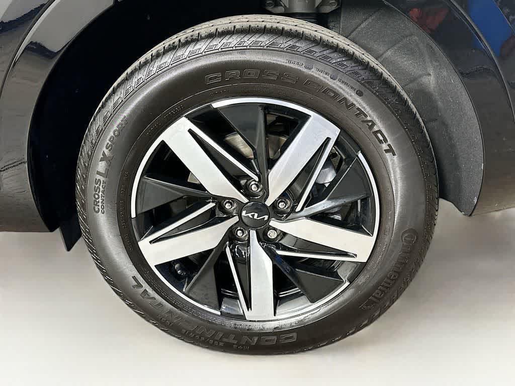 used 2023 Kia Sorento car, priced at $25,516