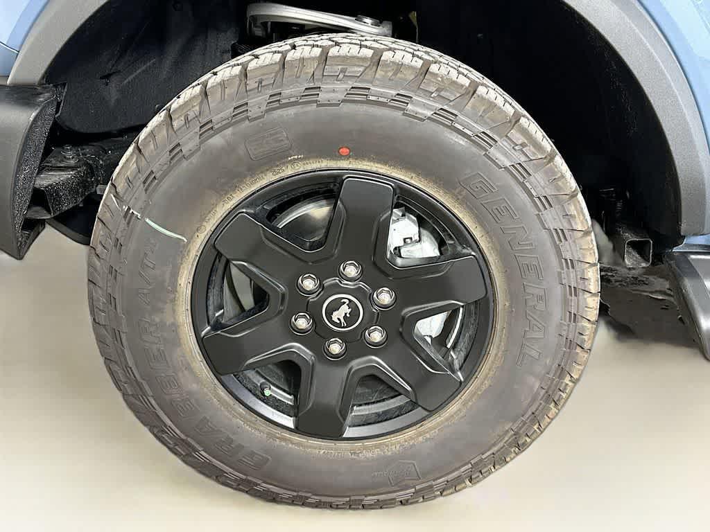 new 2025 Ford Bronco car, priced at $48,521