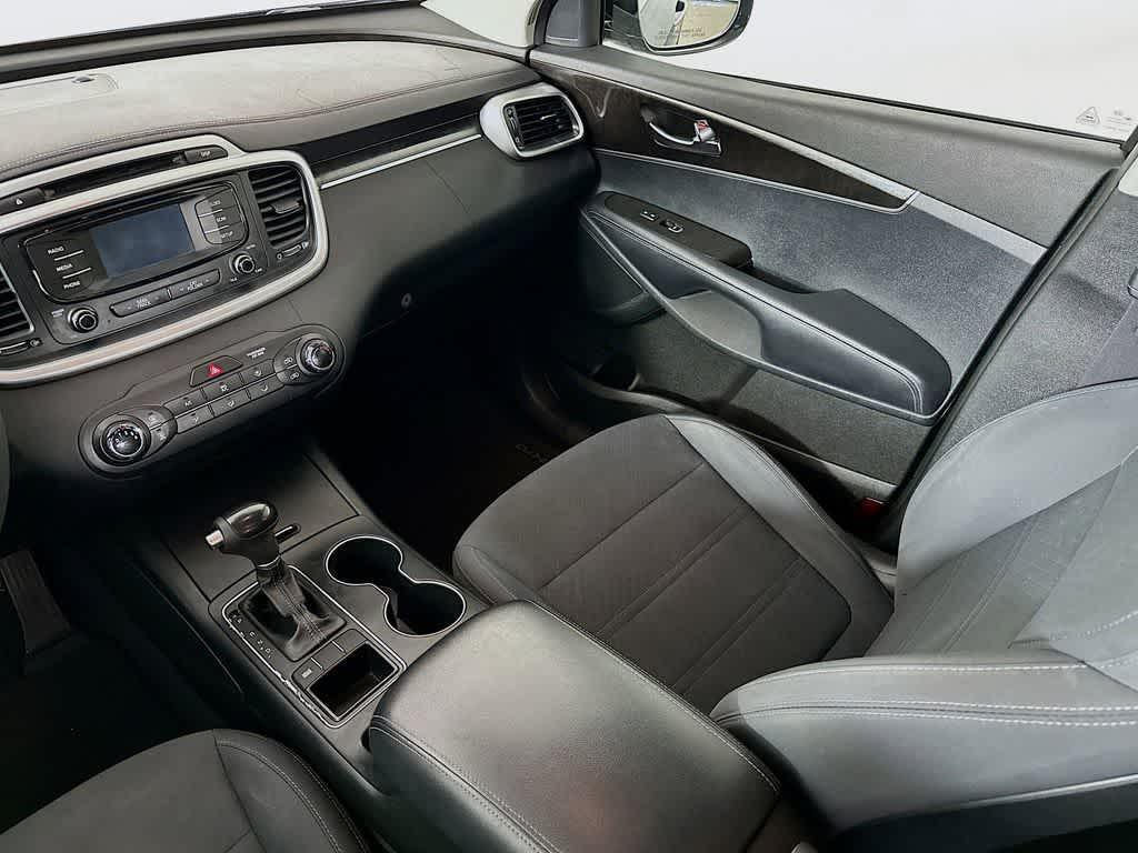 used 2016 Kia Sorento car, priced at $7,696