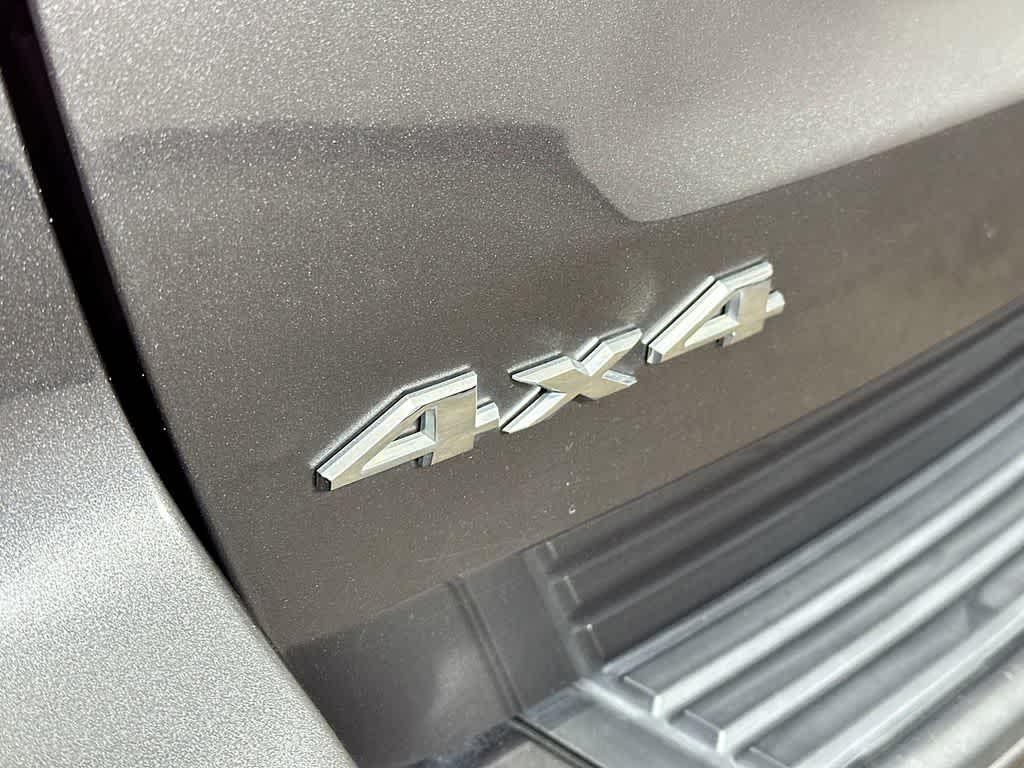 used 2015 Jeep Grand Cherokee car, priced at $9,998