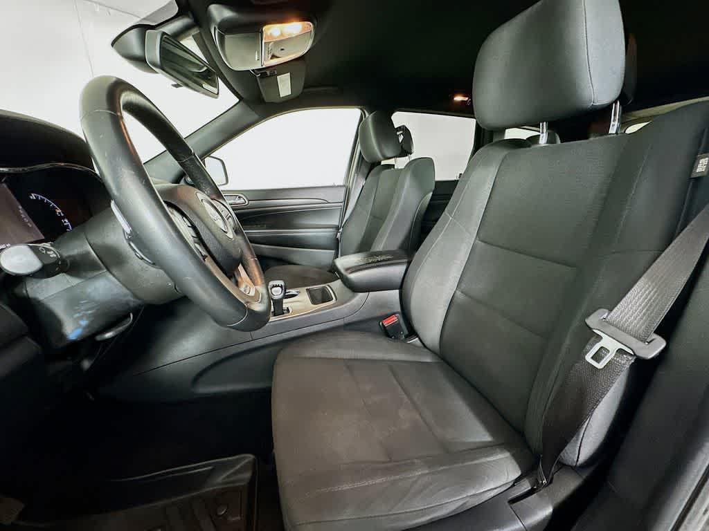 used 2015 Jeep Grand Cherokee car, priced at $9,998