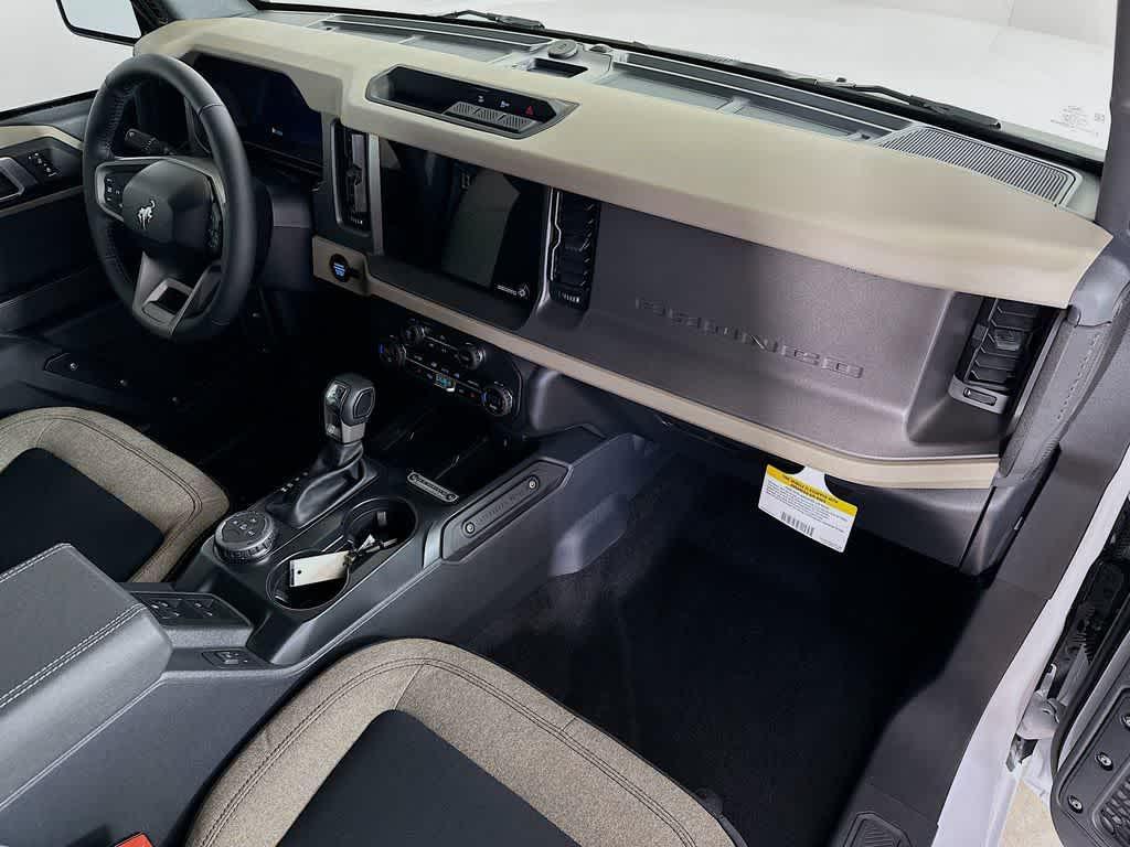new 2025 Ford Bronco car, priced at $38,275