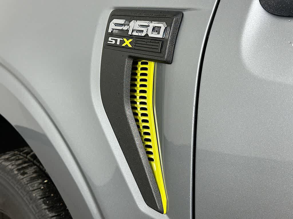 new 2025 Ford F-150 car, priced at $35,812