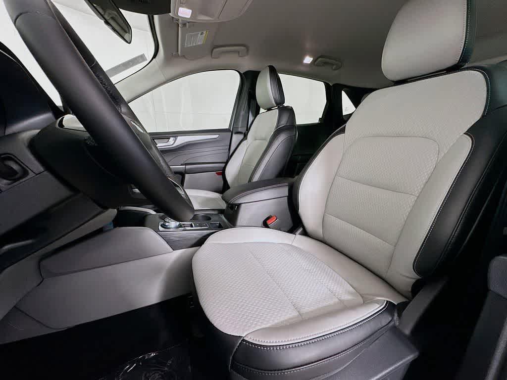 new 2025 Ford Escape PHEV car, priced at $31,890