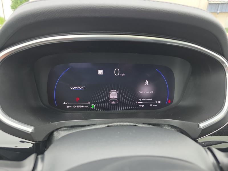 used 2023 Acura MDX car, priced at $41,999