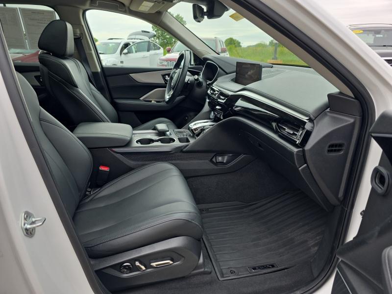 used 2023 Acura MDX car, priced at $41,999