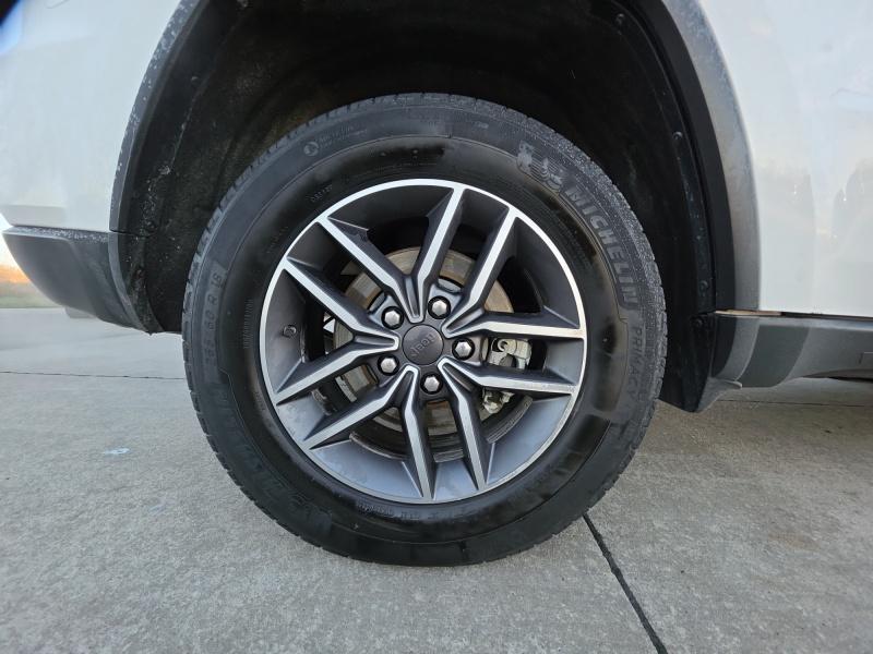 used 2022 Jeep Grand Cherokee car, priced at $26,294