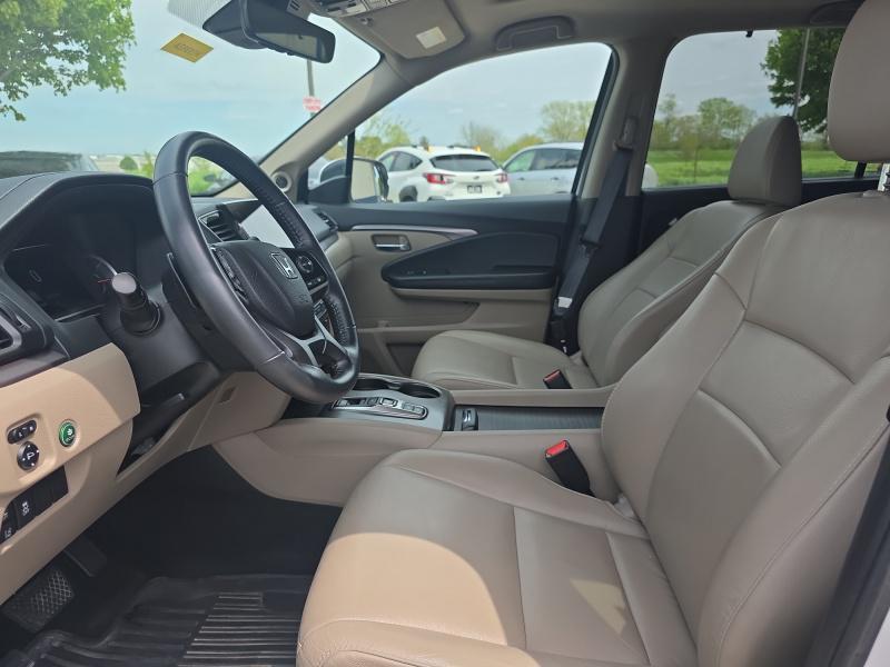 used 2022 Honda Pilot car, priced at $29,999