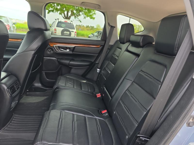 used 2022 Honda CR-V Hybrid car, priced at $25,999