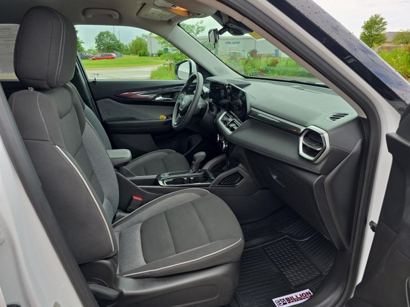 used 2025 Chevrolet TrailBlazer car, priced at $26,499