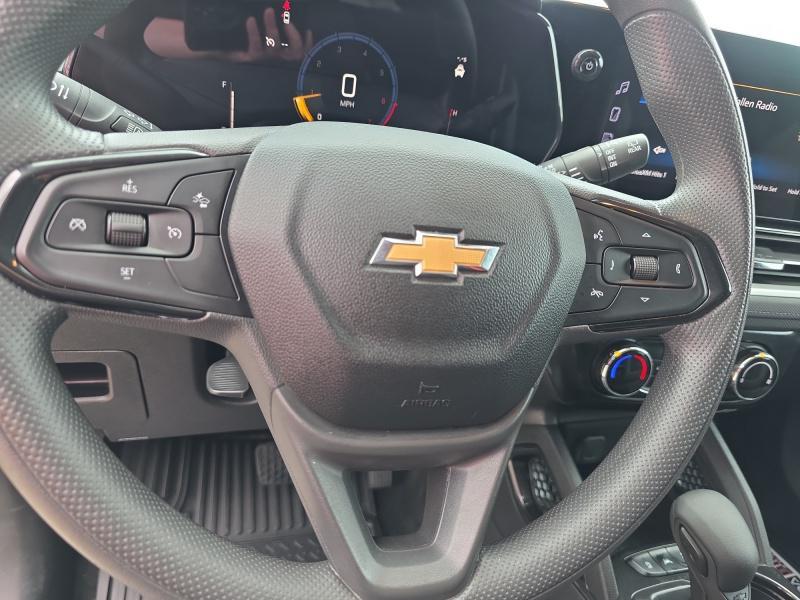 used 2025 Chevrolet TrailBlazer car, priced at $26,499