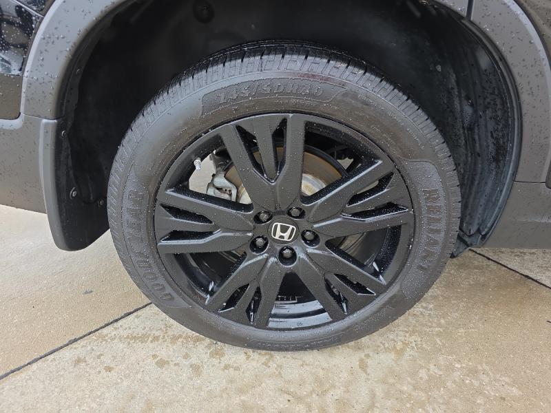 used 2021 Honda Pilot car, priced at $28,999
