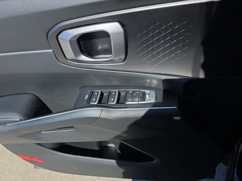 used 2021 Kia Sorento car, priced at $27,144