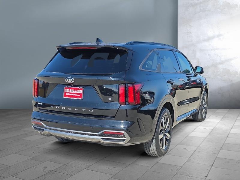 used 2021 Kia Sorento car, priced at $27,144