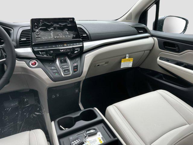 new 2026 Honda Odyssey car, priced at $43,290