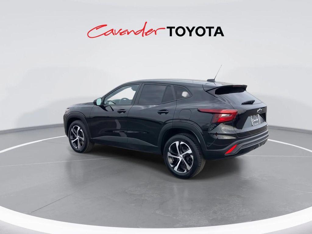 used 2024 Chevrolet Trax car, priced at $20,991