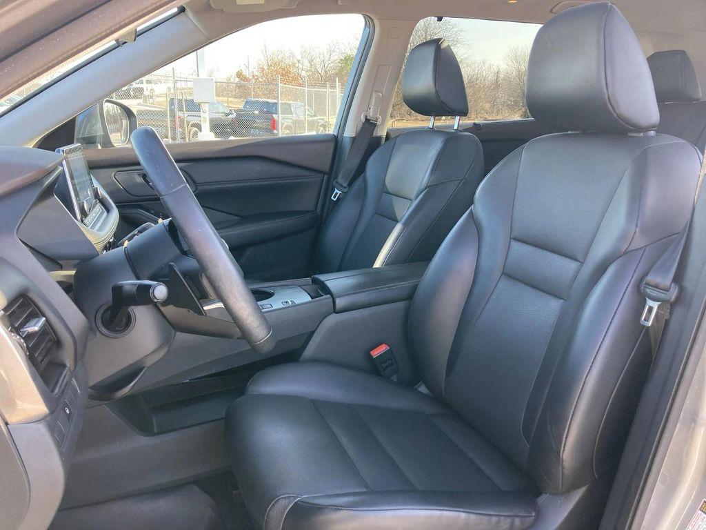 used 2023 Nissan Rogue car, priced at $19,991