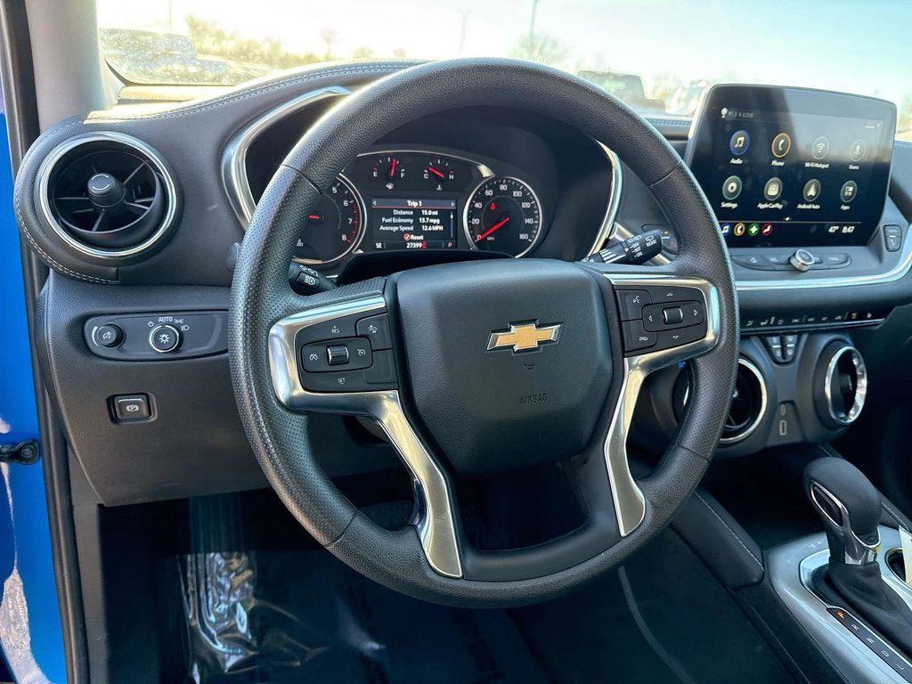 used 2025 Chevrolet Blazer car, priced at $25,492