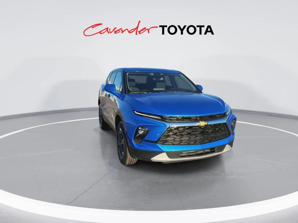 used 2025 Chevrolet Blazer car, priced at $25,492