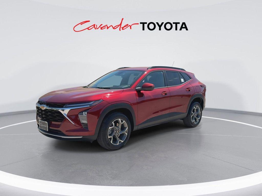 used 2025 Chevrolet Trax car, priced at $22,991