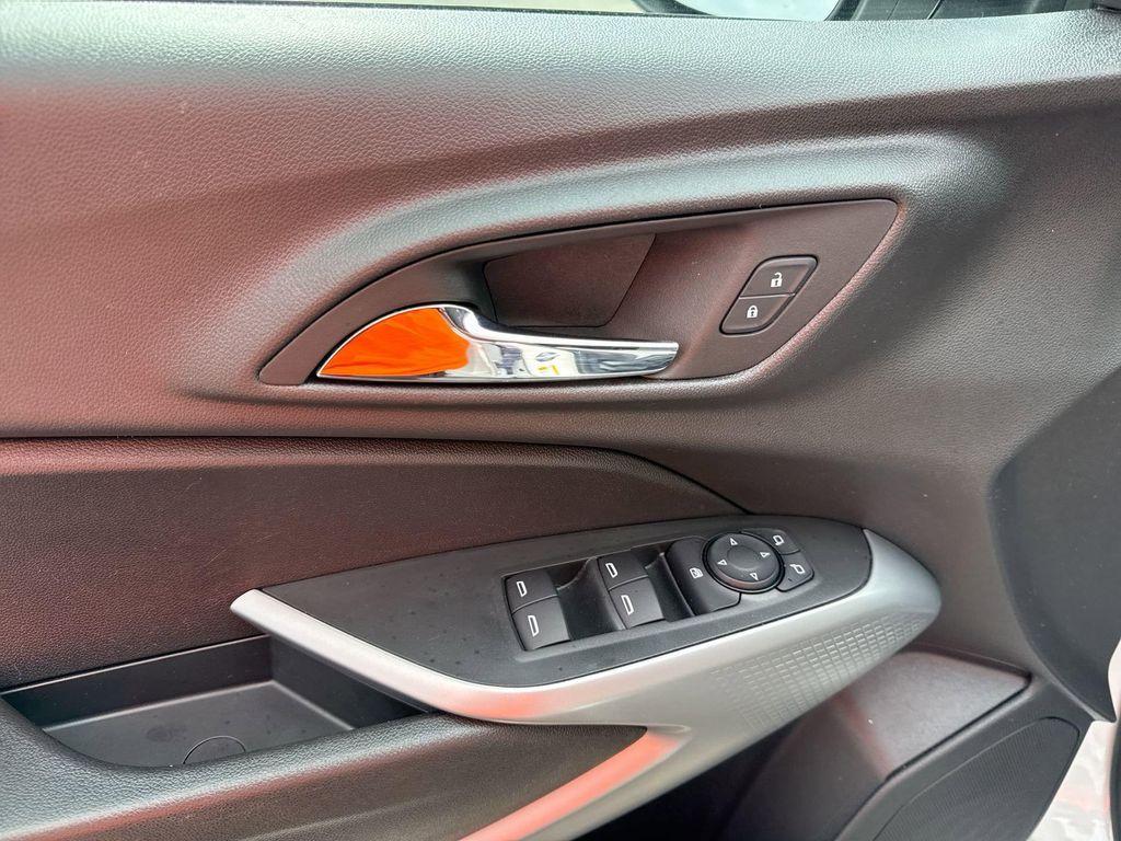 used 2025 Chevrolet Trax car, priced at $20,817