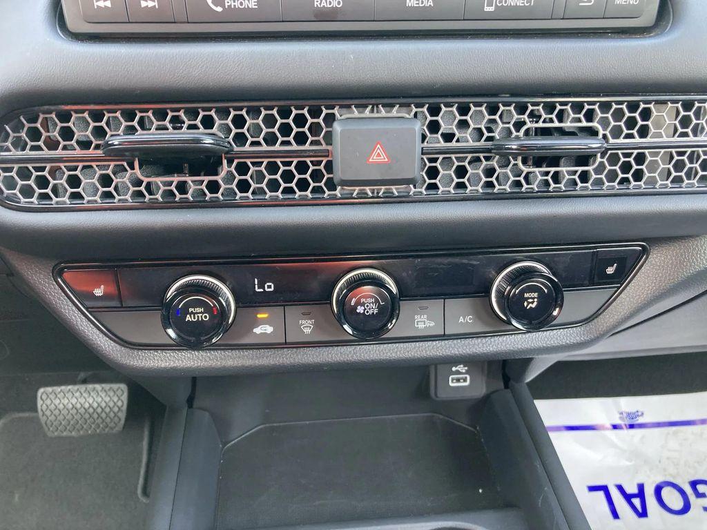 used 2025 Honda HR-V car, priced at $24,892