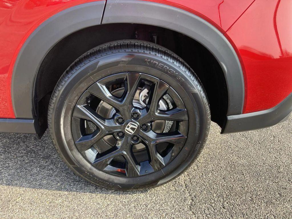 used 2025 Honda HR-V car, priced at $24,892