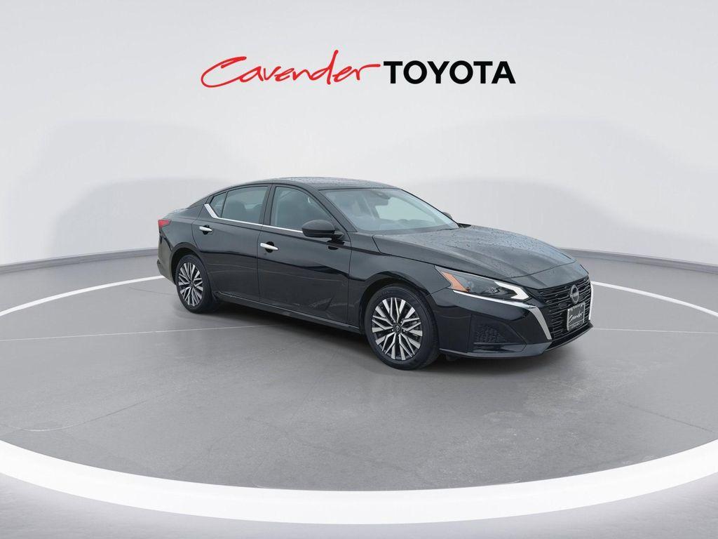 used 2025 Nissan Altima car, priced at $21,216