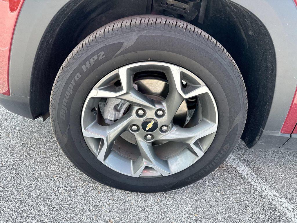 used 2025 Chevrolet Trax car, priced at $21,216