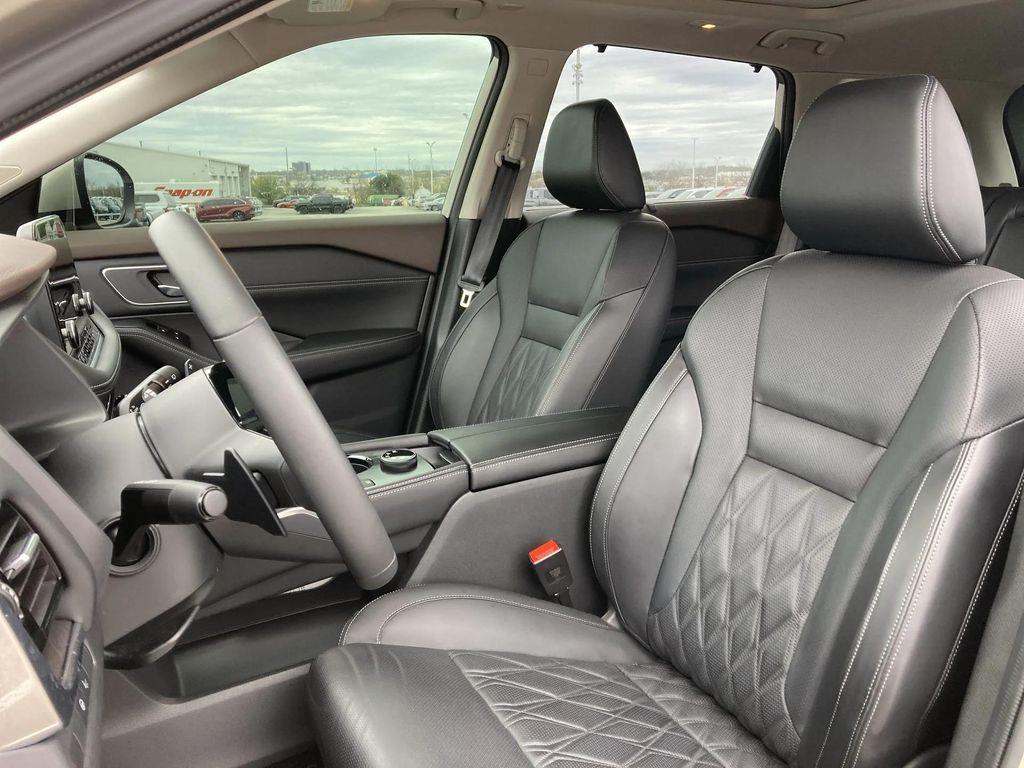 used 2023 Nissan Rogue car, priced at $28,593