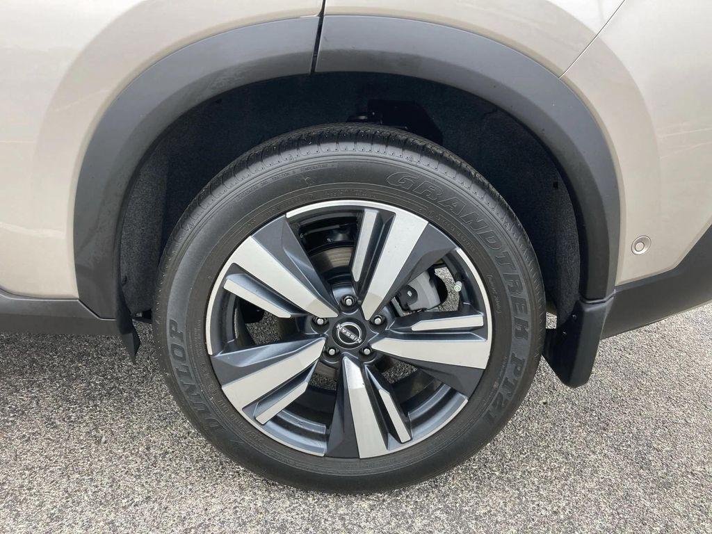 used 2023 Nissan Rogue car, priced at $28,593