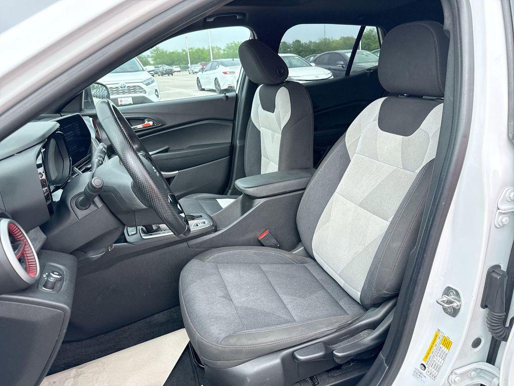 used 2024 Chevrolet Trax car, priced at $20,117