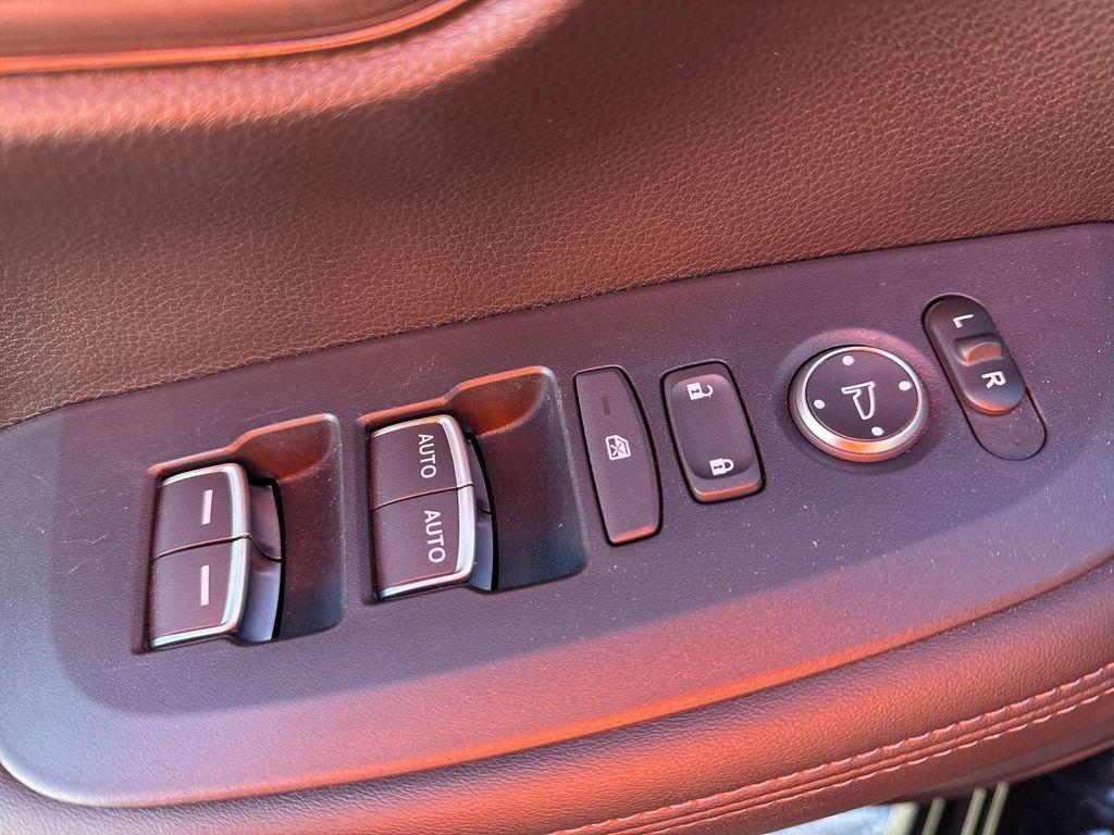 used 2025 Honda HR-V car, priced at $27,991