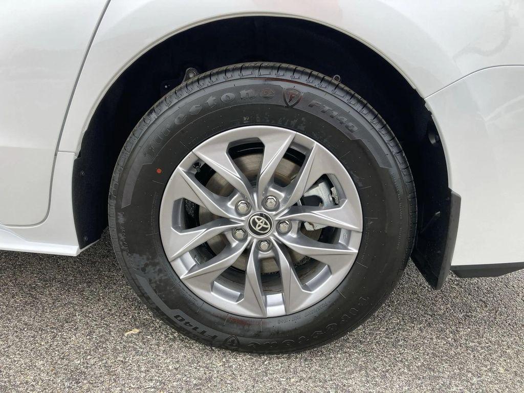 used 2026 Toyota Sienna car, priced at $49,992