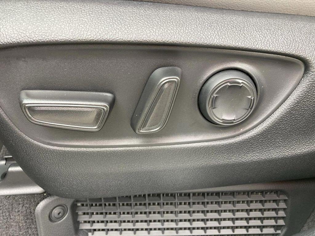 used 2026 Toyota Sienna car, priced at $49,992