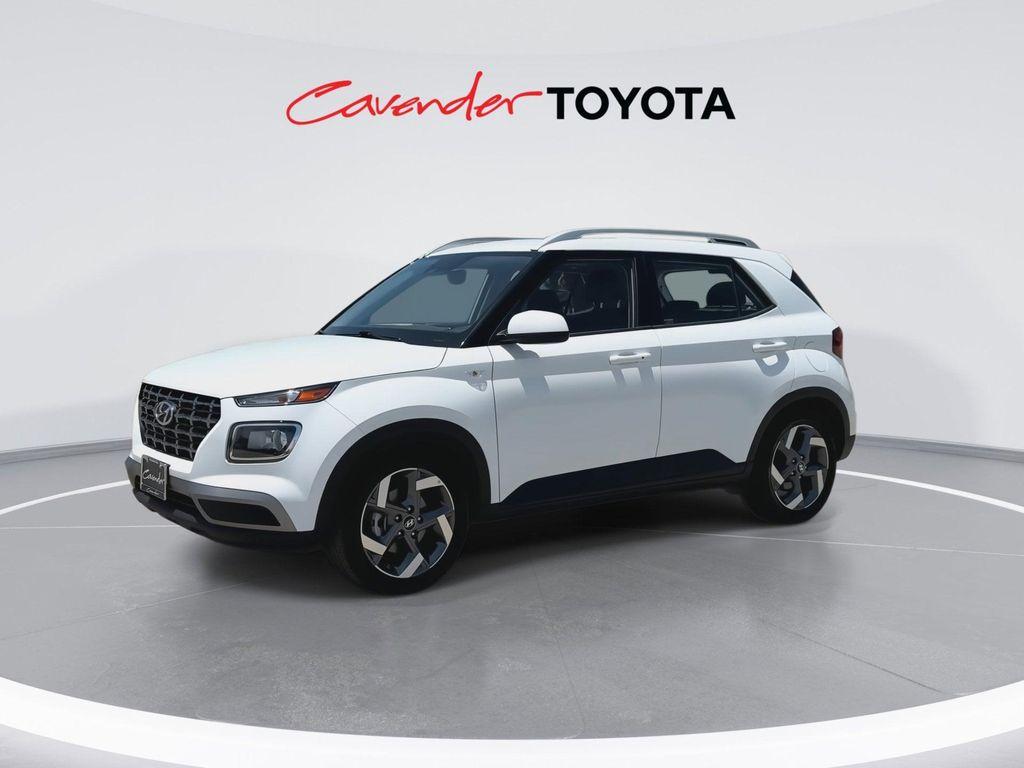 used 2025 Hyundai Venue car, priced at $20,216